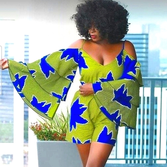 flair by ashi Pants - FLAIR By Irony Of Ashi Floral Off The Shoulder Romper In Green/blue. Size XS NWT
